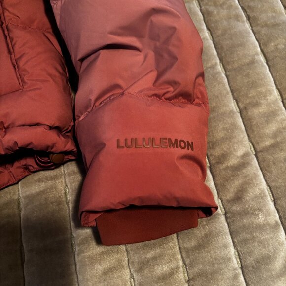 Lululemon Womens Wonderpuff winter jacket - Picture 3 of 7